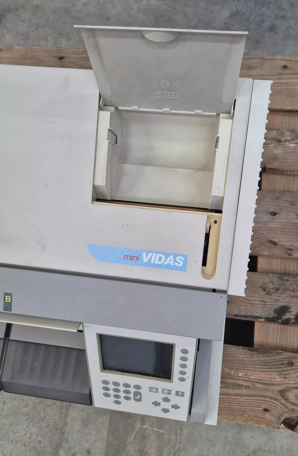 Biomerieux MINI VIDAS 12 Compact Immunoassay Microbial Analyzer **AS-IS**