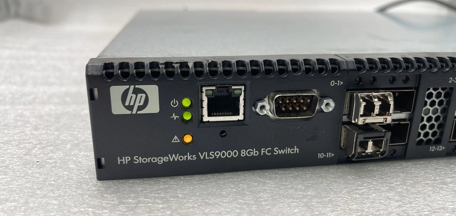 HP StorageWorks VLS9000 8GB FC Switch BW409-63001 20-Port HSTNM-N031