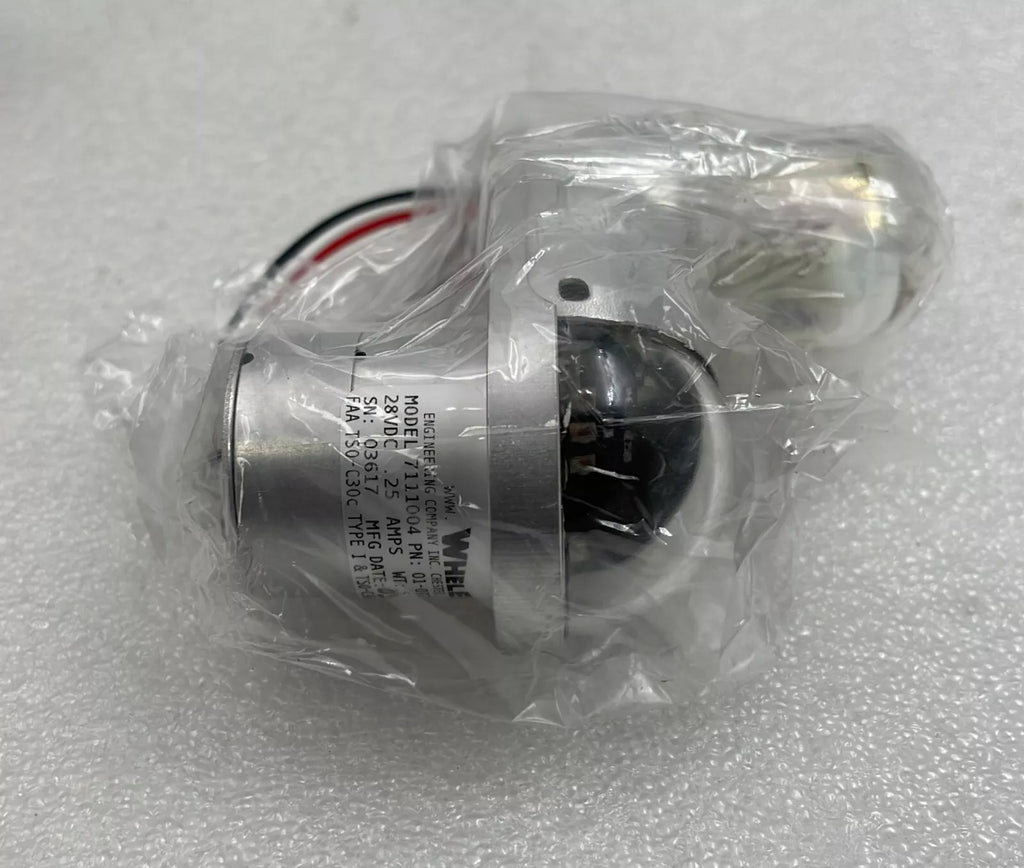 WHELEN 7111004 01-0771110-04 CESSNA LIGHT WING TIP POSITION STROBE