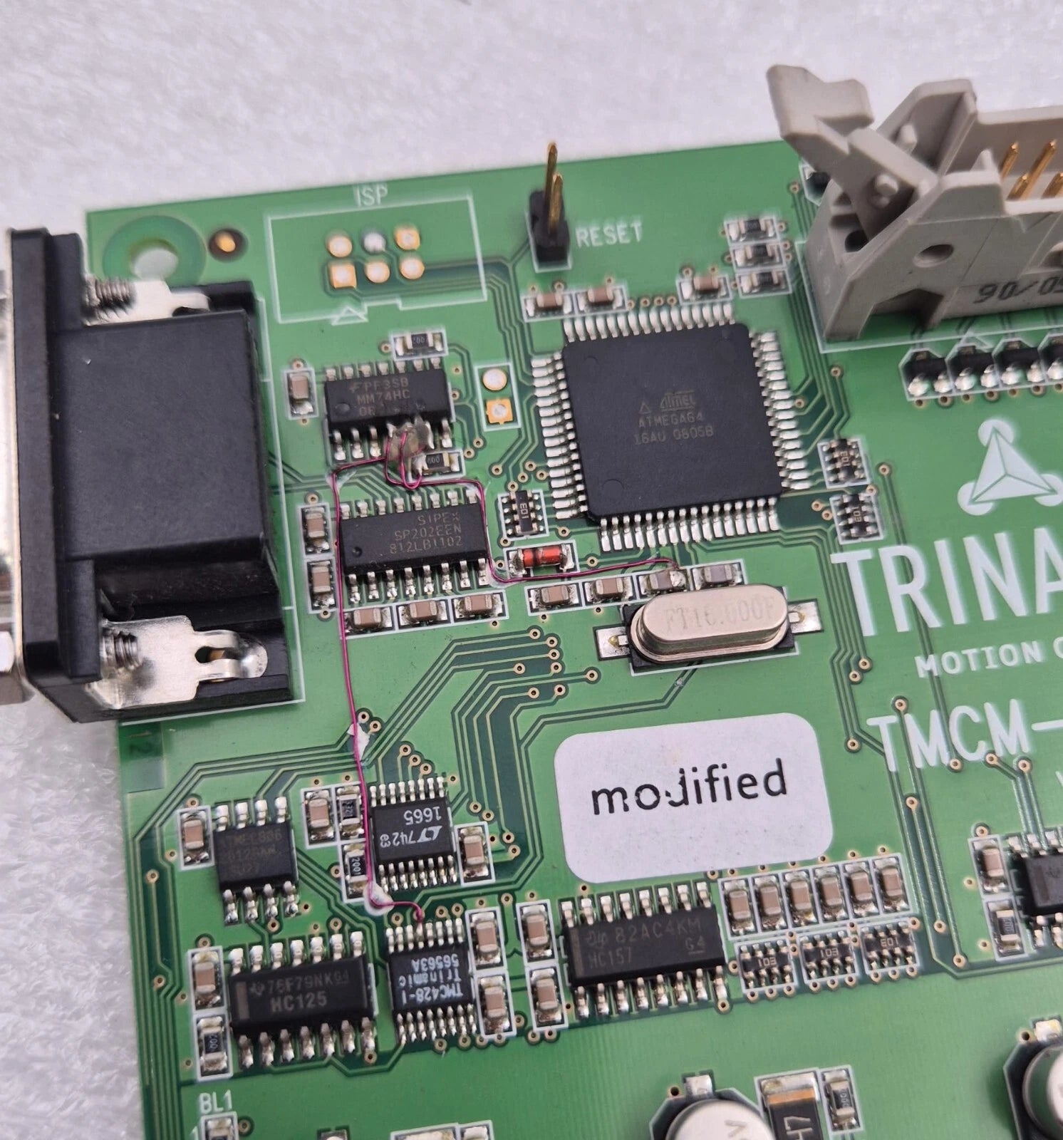 Trinamic TMCM-VI-802 processor and communication chip close-up