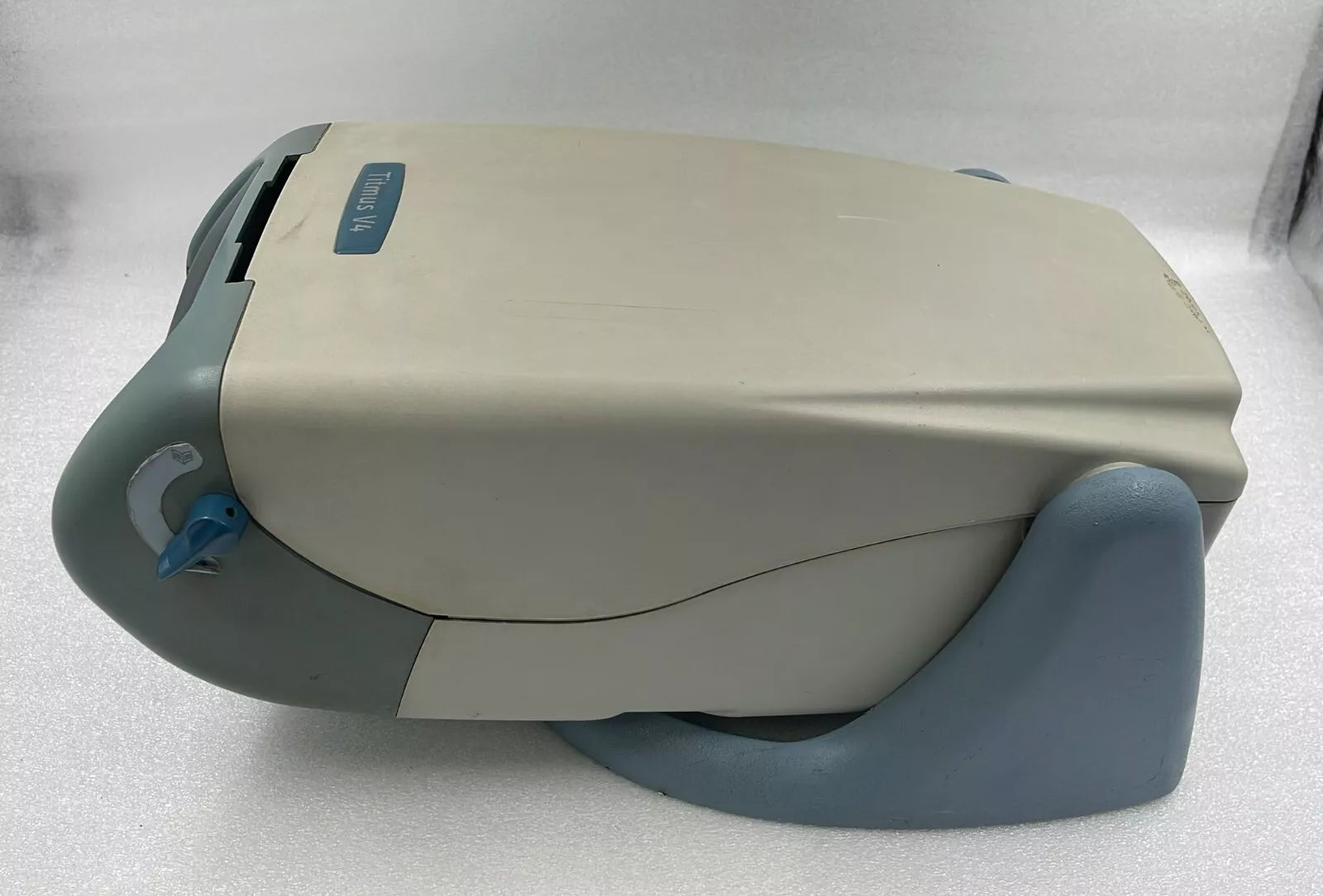 Sperian Titmus V4 optical vision screener diagnostic vision testing device