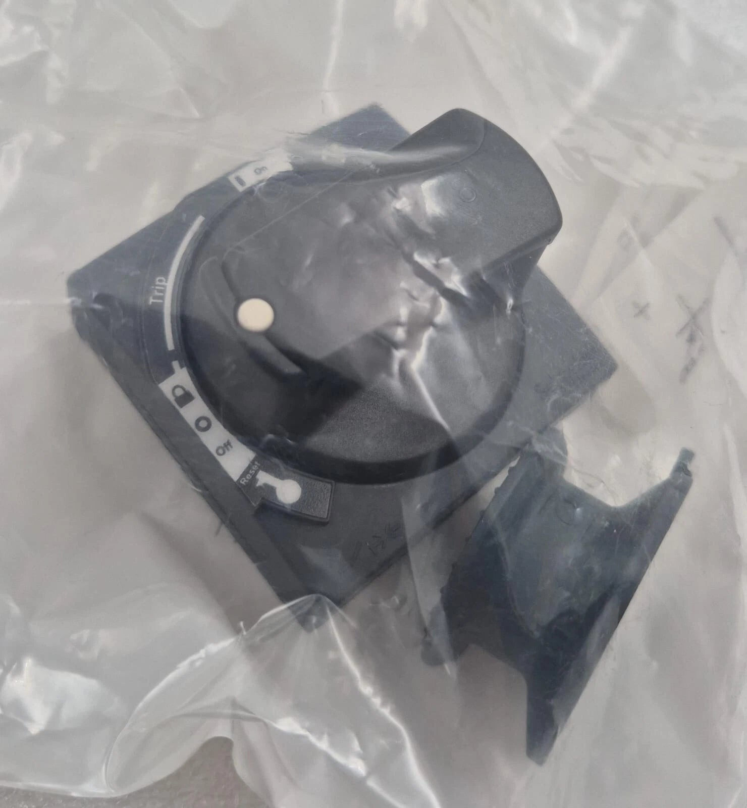 *NEW* Schneider GV3APN01 Circuit Breaker Rotary Handle Kit Black Handle GV3P/L