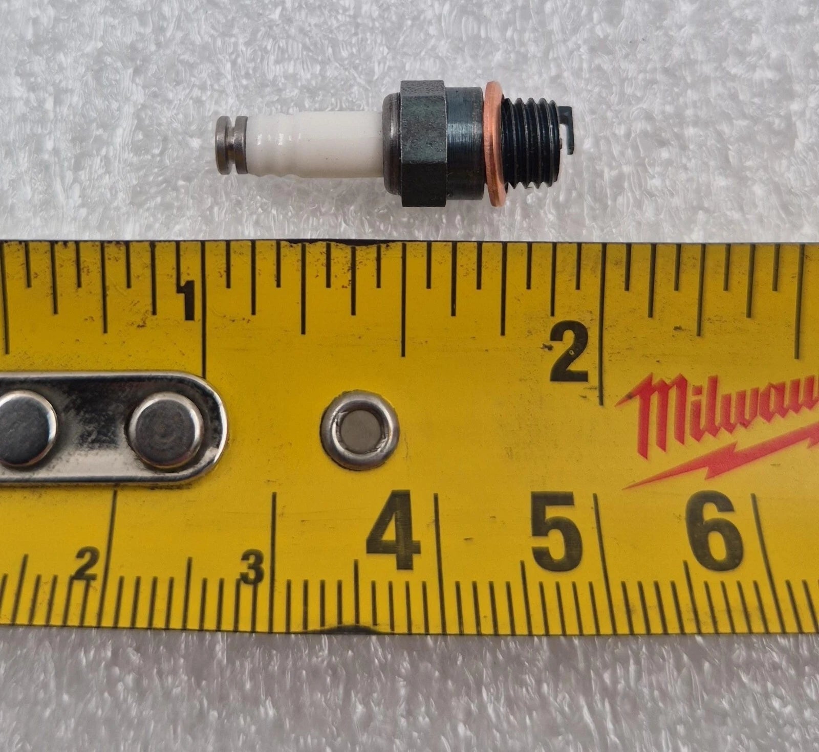 [LOT 8 PCS] NEW - AERO R3 ENGINE PLUG RIMFIRE VR2 Mini Spark Ignition Plug