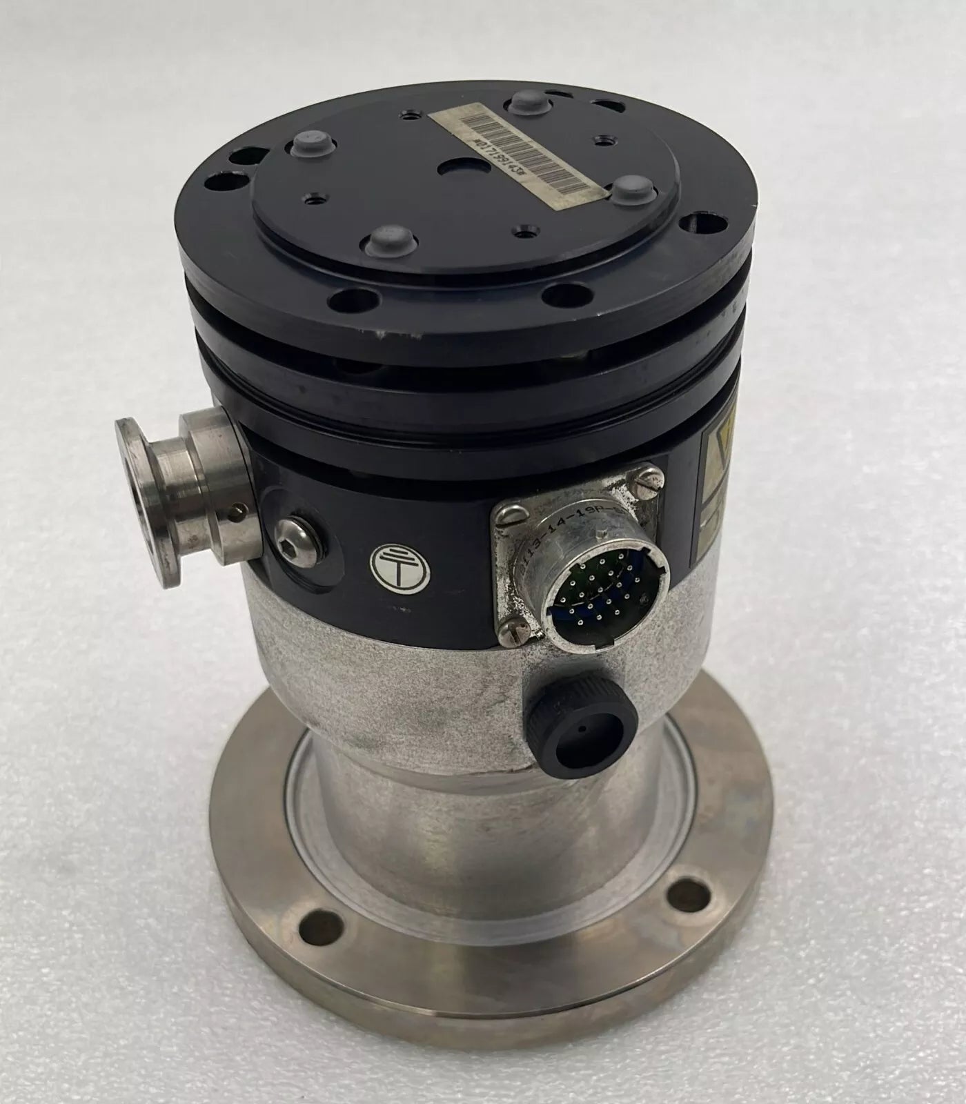 Edwards B722-05-000 Agilent G1946-80002 Turbomolecular Vacuum Pump