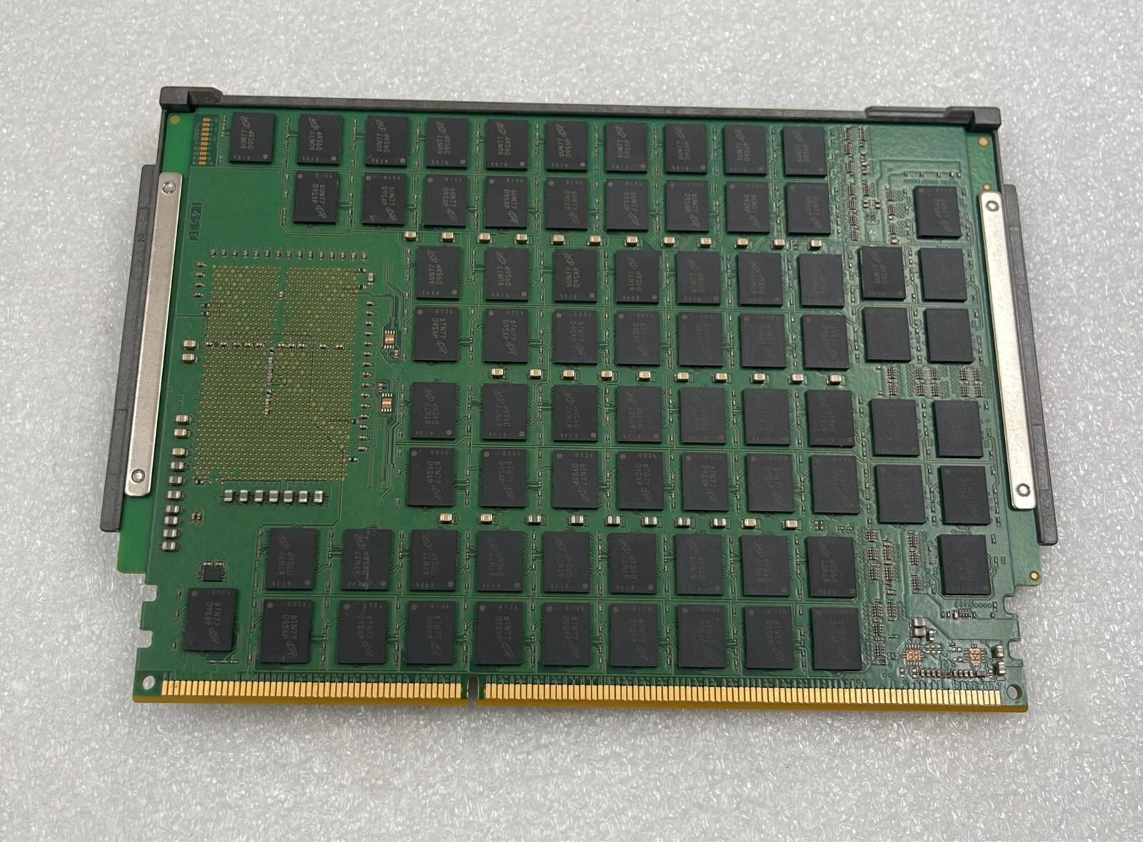 Micron MT304KLS16G72MZ-1G6N1B50A 128GB DDR4 1600Mhz Server RAM – IBM 00VK352