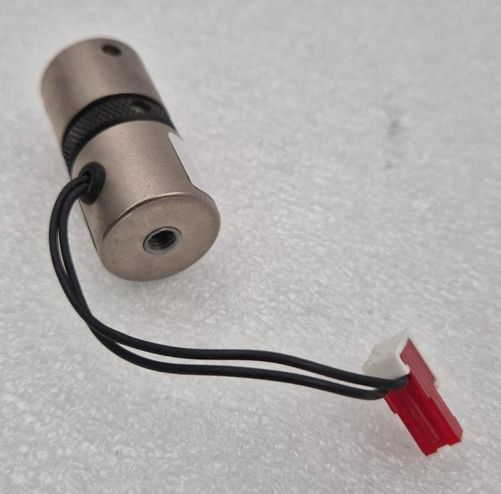 PREDYNE GEMS SENSORS & CONTROLS EH2012-S70 24VDC 2W 65 PSI