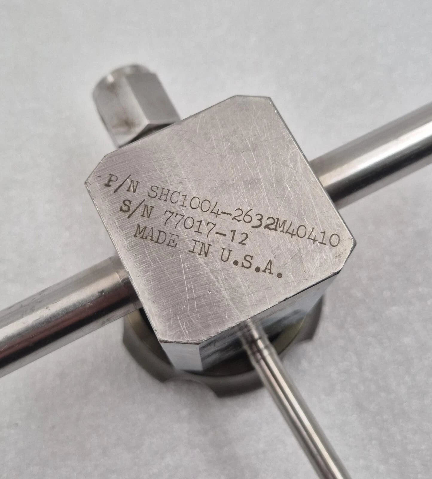 Parker spcc uhp 275-psi VALVE Manifold SHC1004-2632M40410 Ultra-High Purity