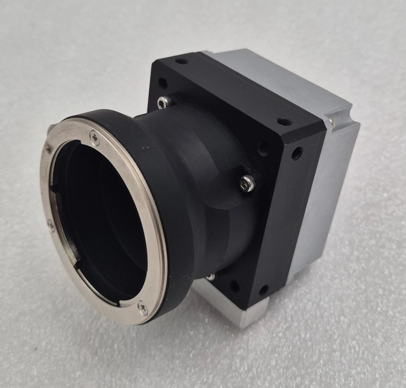 BASLER Industrial Linear Array Camera raL12288-8gm