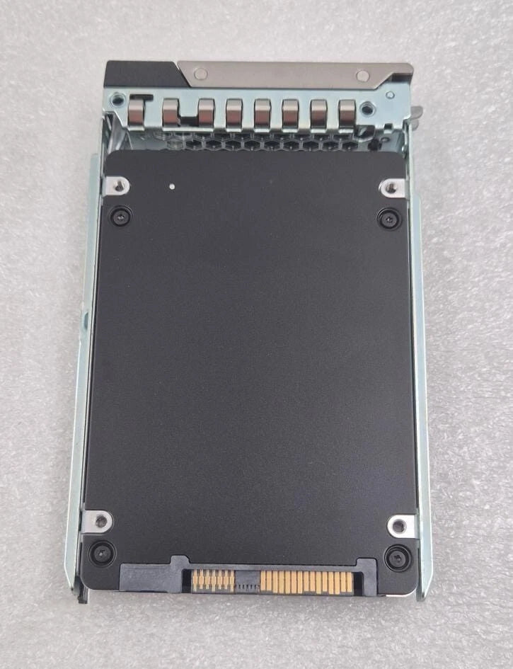 dell intel 800gb 2.5 Dell EMC 800GB SSD SAS 12Gbps 2.5'' MZILT800HBHQAD3 MZ-ILT800C 0GW8T1