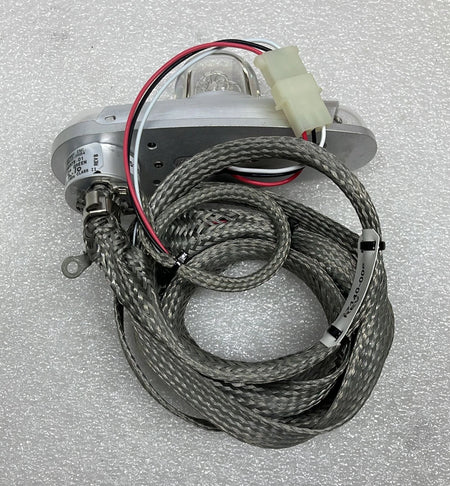 Whelen 9037501 Cessna wing tip position strobe light 28V green aviation lamp