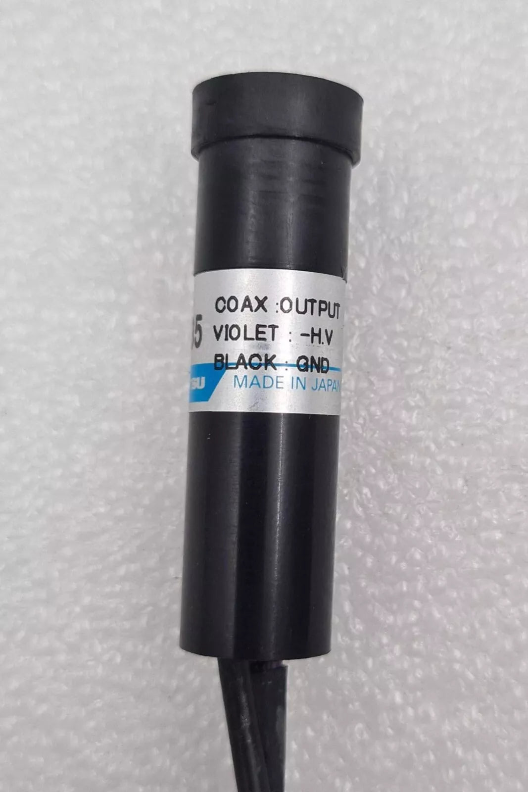 Hamamatsu Photomultiplier Tube R647P & D-Type Socket E849-35 Female