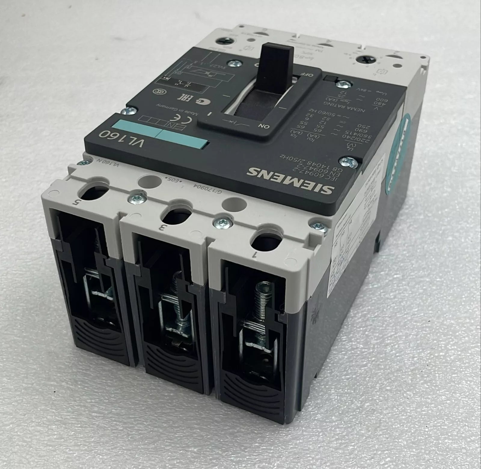 Siemens VL160 Circuit Breaker 3VL2716-1AA33-0AA0 Current Trigger 3VL9208-7DC30