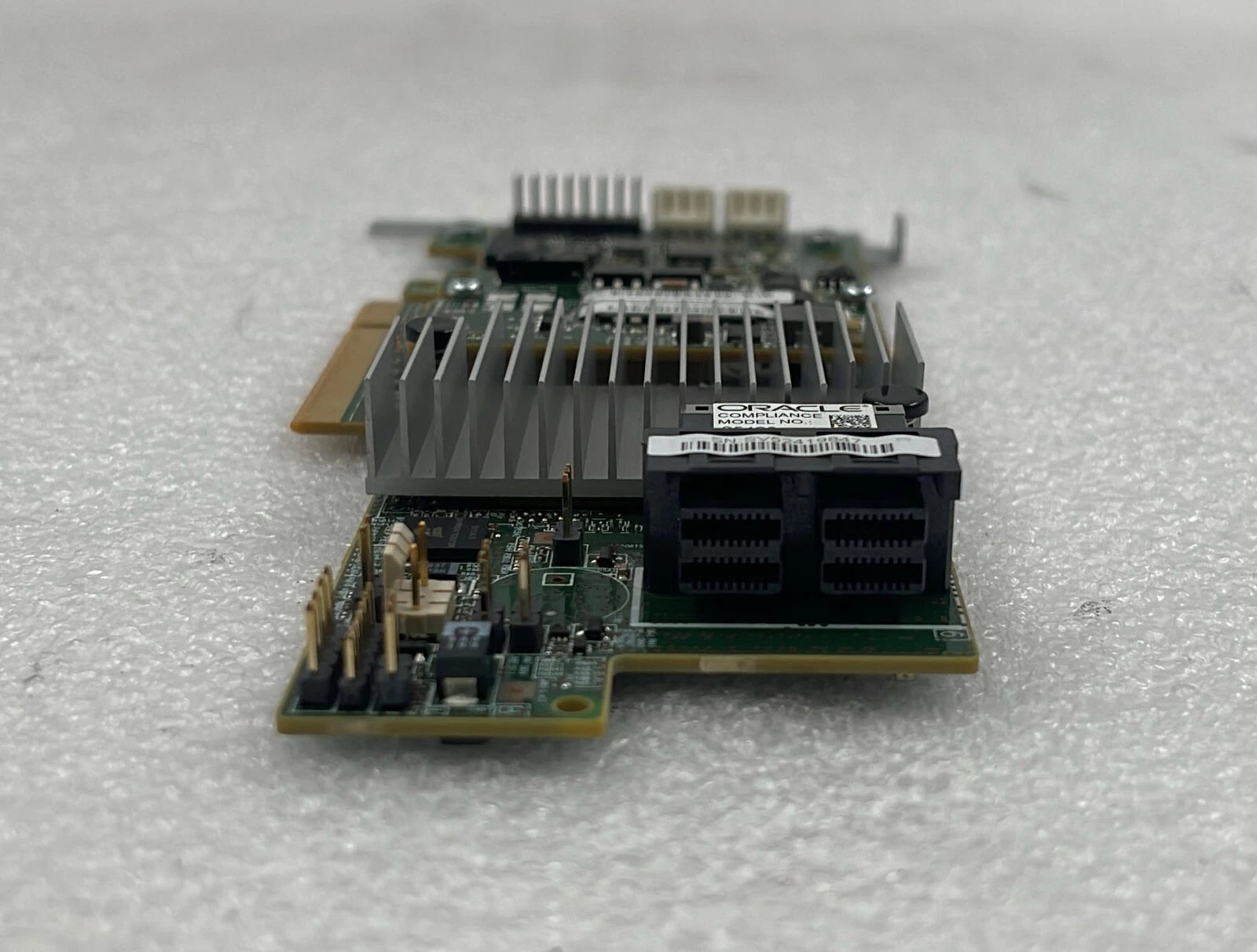 ORACLE MegaRAID SAS 9361-8i 12Gb/s SAS /SATA RAID 1G Cache CARD 7085209