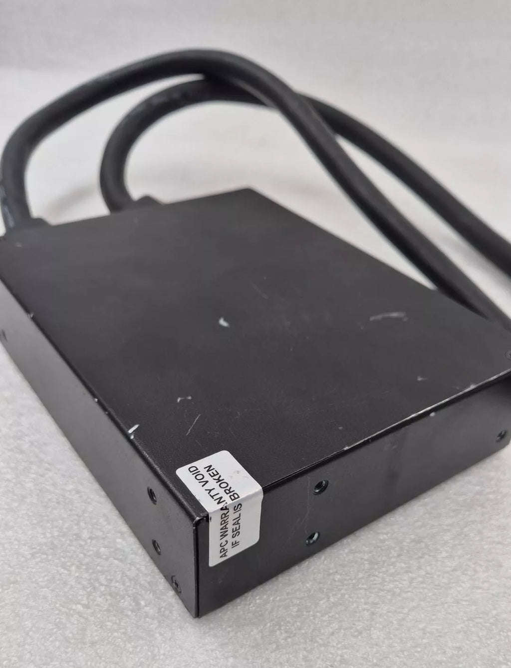 APC AP 7155 In-Line Current Meter 32A 230V IEC309 input and output