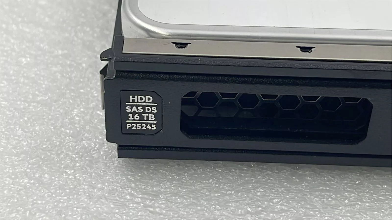 HPE MB016000JWZHE 16TB 7.2K SAS P15760-004 enterprise hard drive