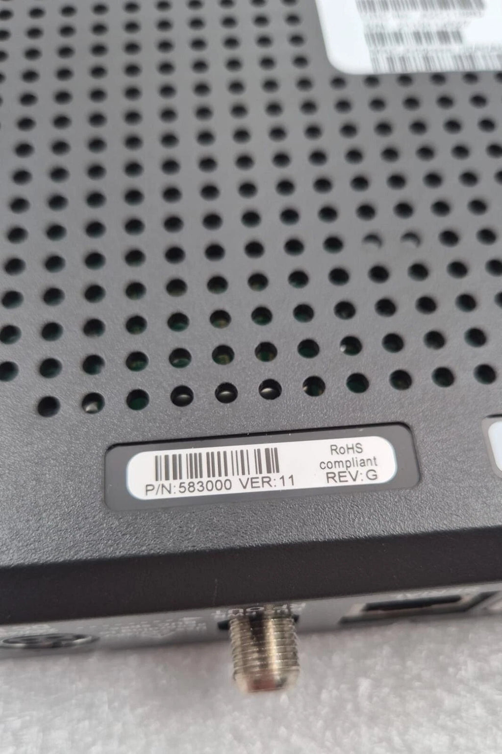 SKYEDGE II-c CAPRICORN-4 583000 VER: 0220012 REV D Modem 4-Port