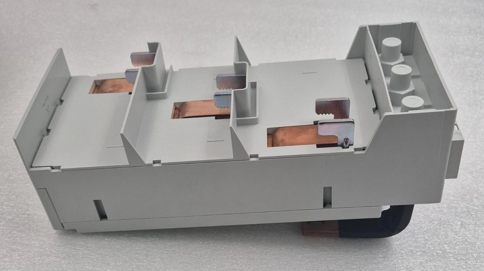 Rittal SV 9345.610 Fuse Holder Adapter 690VAC 250A 3-Pole