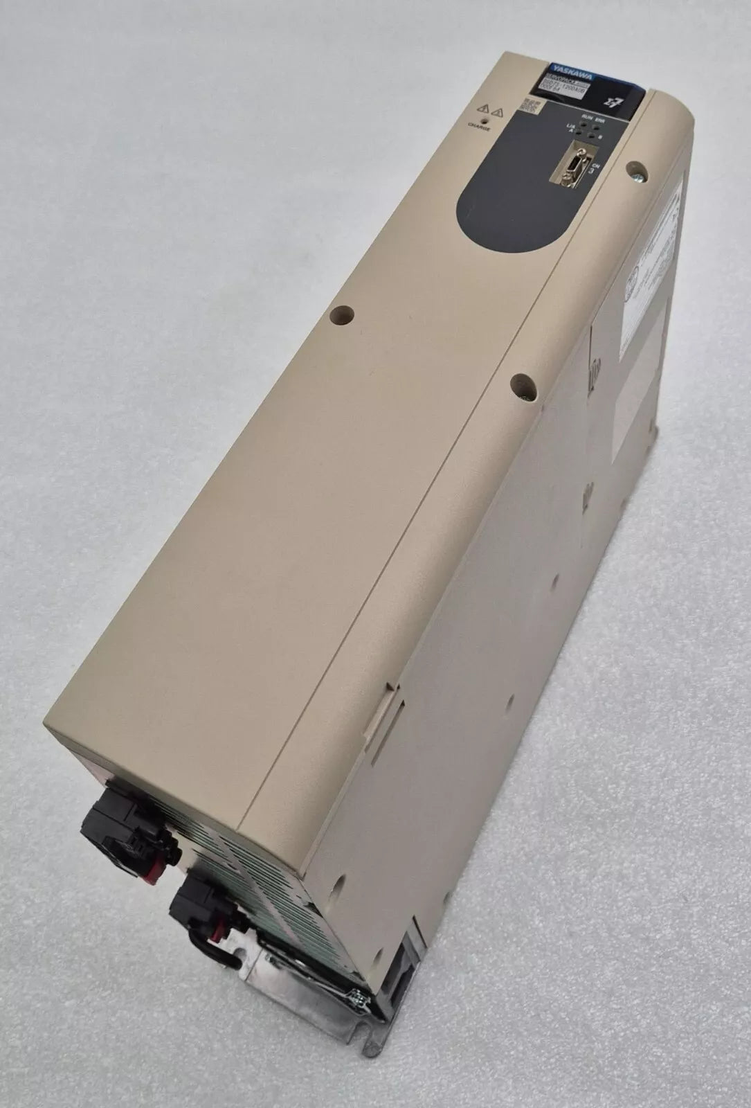 YASKAWA SERVOPACK SGD7S-120DA0B 000F64 Sigma-7 400V 3PH 3kW Amplifier AC Drive