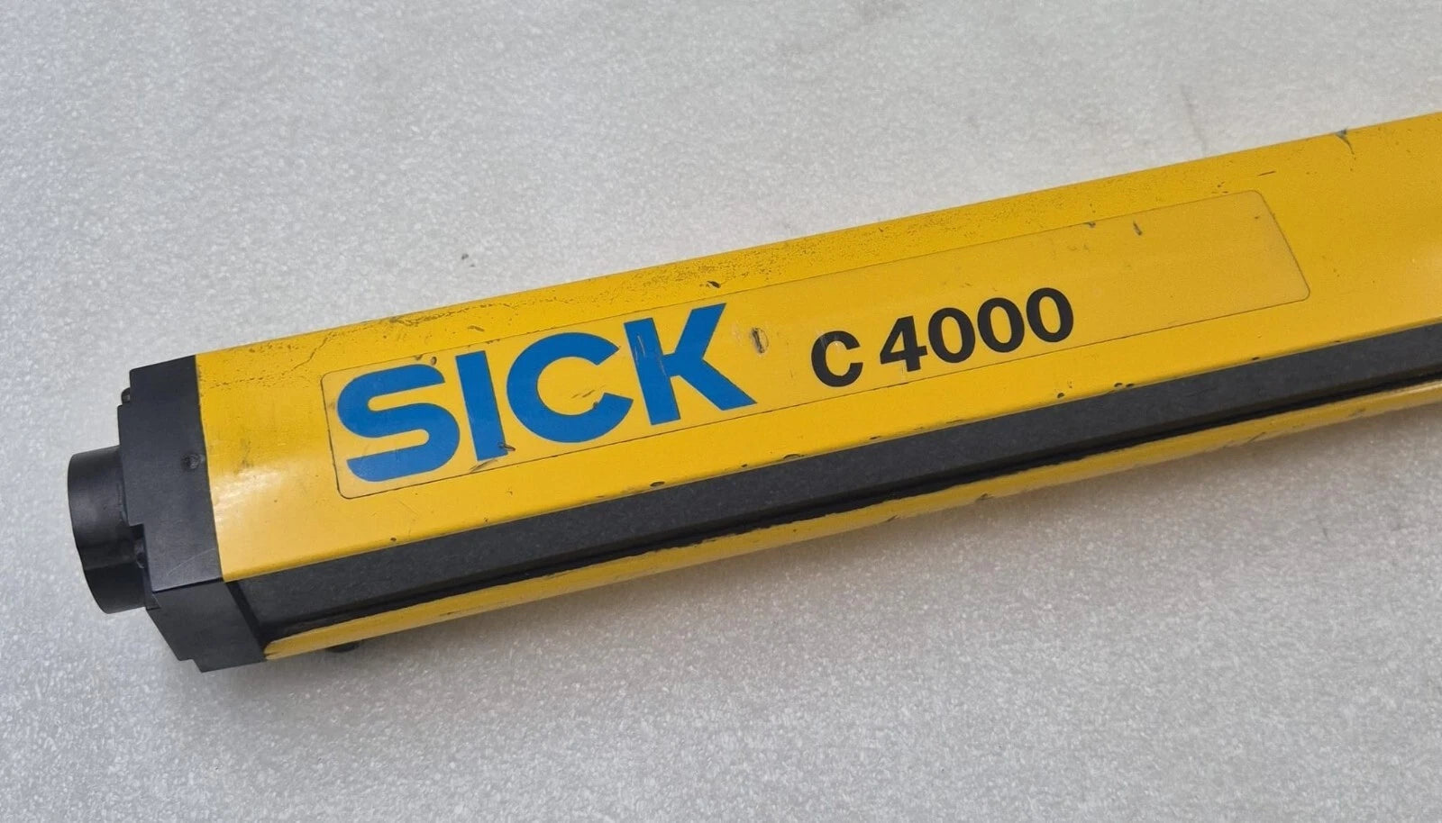 SICK C4000 C40S-0601CA010 Photoelectric Sensor 1018593 Safety Light Sender