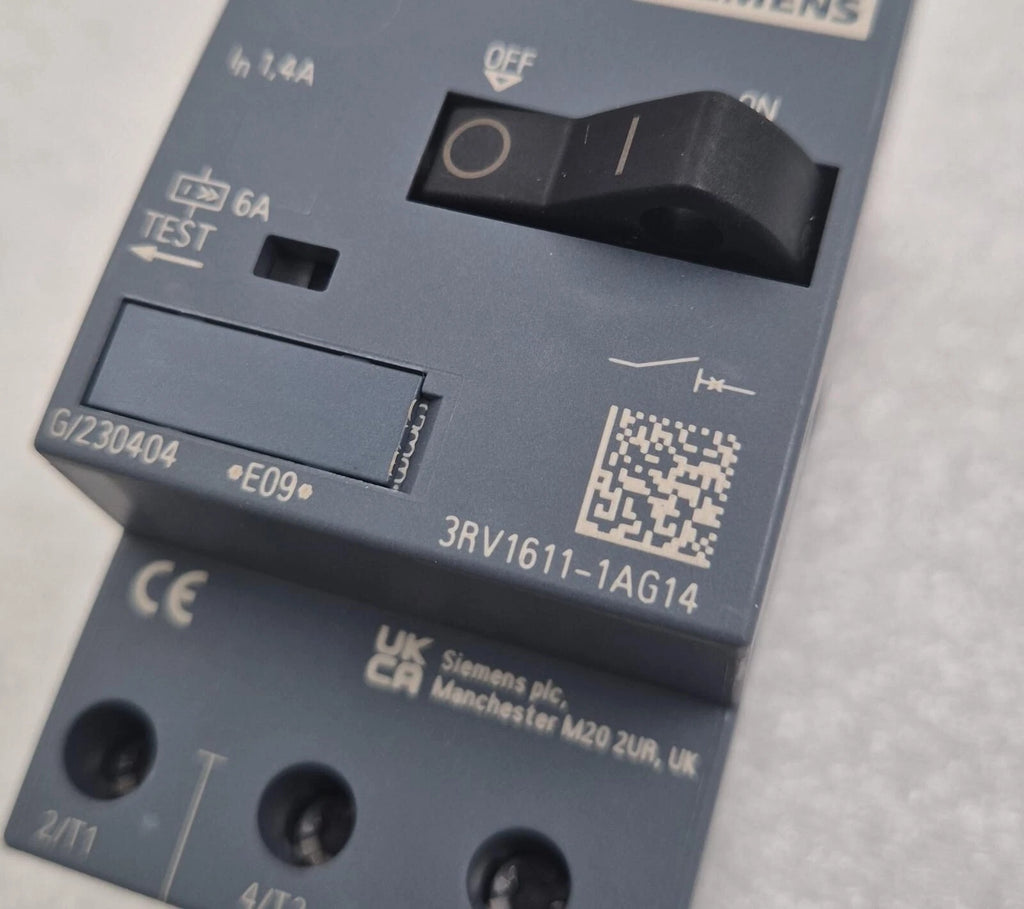 NEW - Siemens SIRIUS 3RV1611-1AG14 E09 Voltage Converter Circuit Breaker
