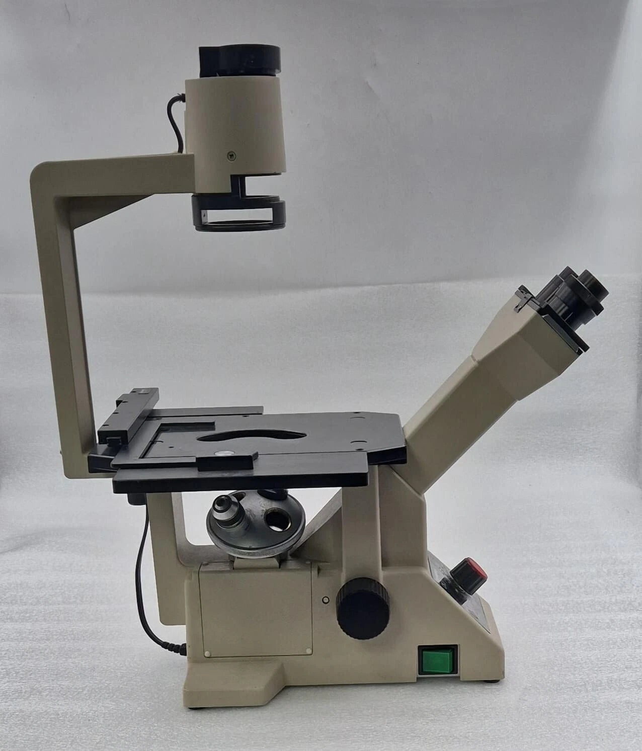 OLYMPUS CK2 Inverted Binocular Microscope 220/240V **AS-IS**