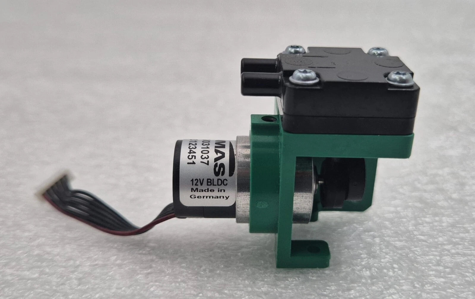 Thomas 3003 Series 30031037 Miniature Diaphragm Pump 12V BLDC