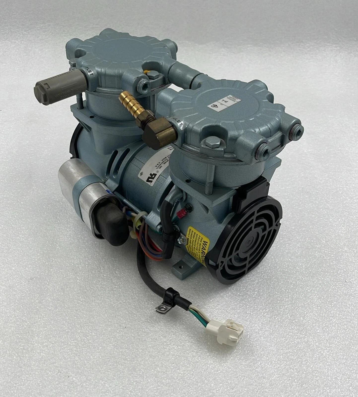 GAST SAA-V110-NB Twin Cylinder Vacuum Pump