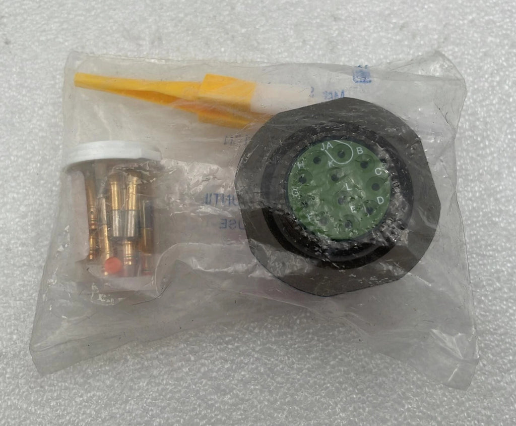 [LOT 4 PCS] Souriau D38999/24WG11SN Circular MIL Spec Connector