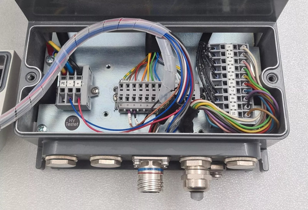 ABB Sensyflow iG FMT500-IG Type 1113 HW 1.20 Thermal Mass Flow Meter