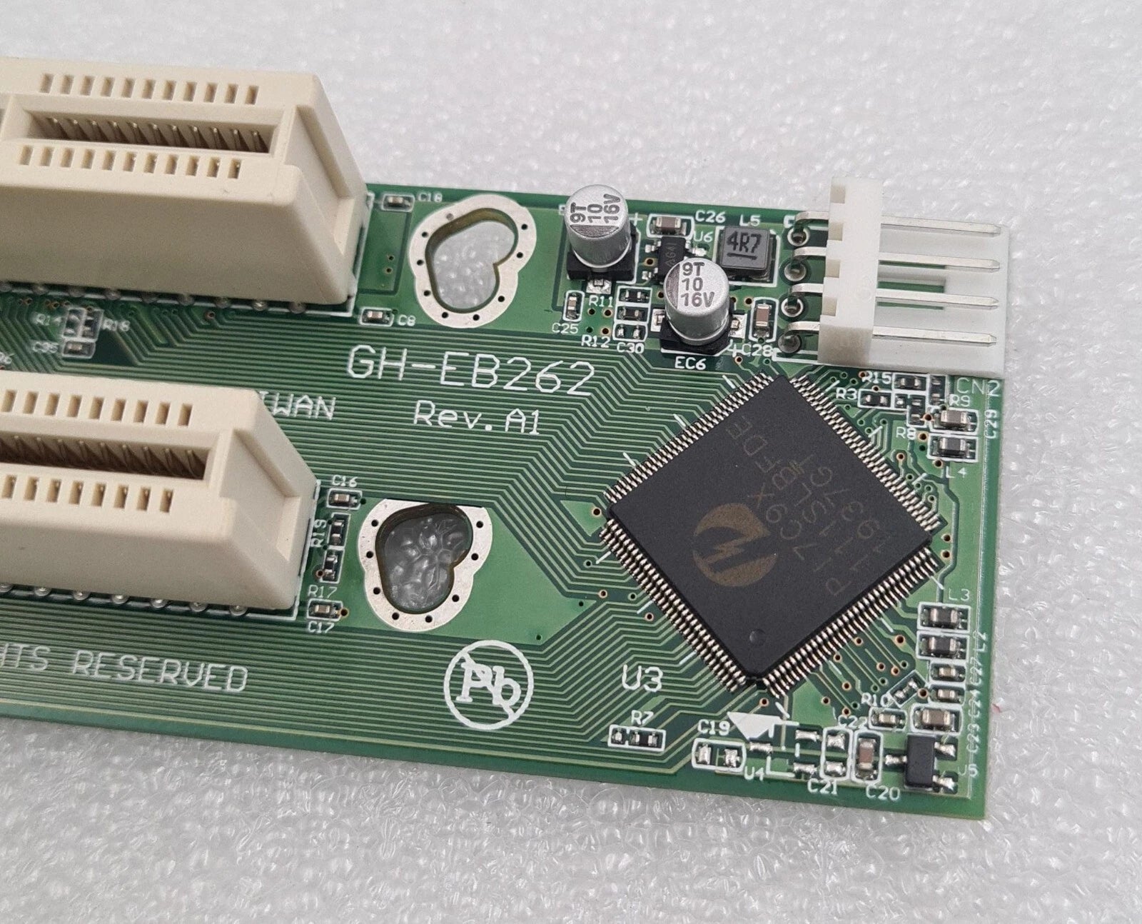 ARC1-EB262-C7 GH-EB262 PCI-Express x1 to Two PCI-32 flexible Riser Card & ribbon