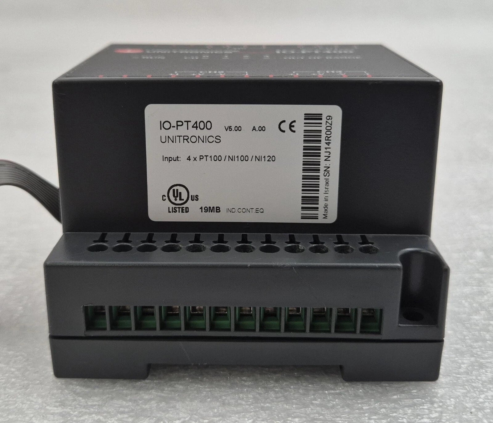 Unitronics IO-PT400 PLC expansion interface side view