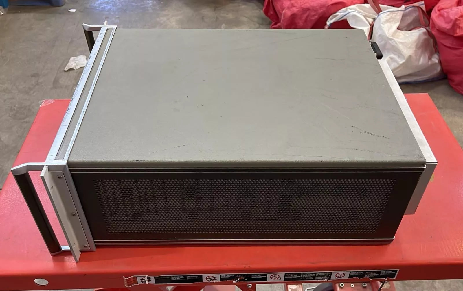 HP / Agilent 3585A Spectrum Analyzer 20Hz-40MHz