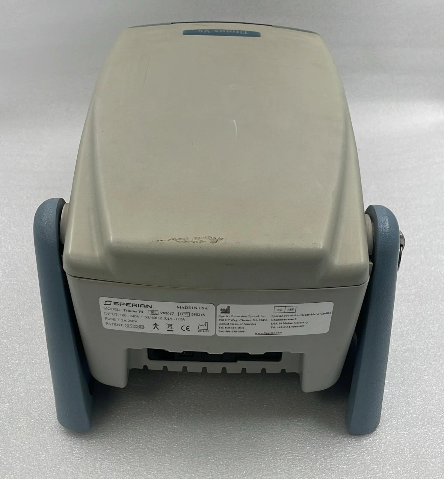 Sperian Titmus V4 optical vision screener diagnostic vision testing device
