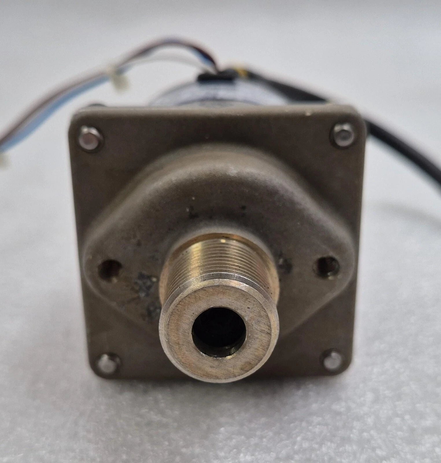 EAD Motors Brushless DC MTR Motor DA23DBB-17E2A 3004849 12VDC 5.6 AMP 2800 RPM