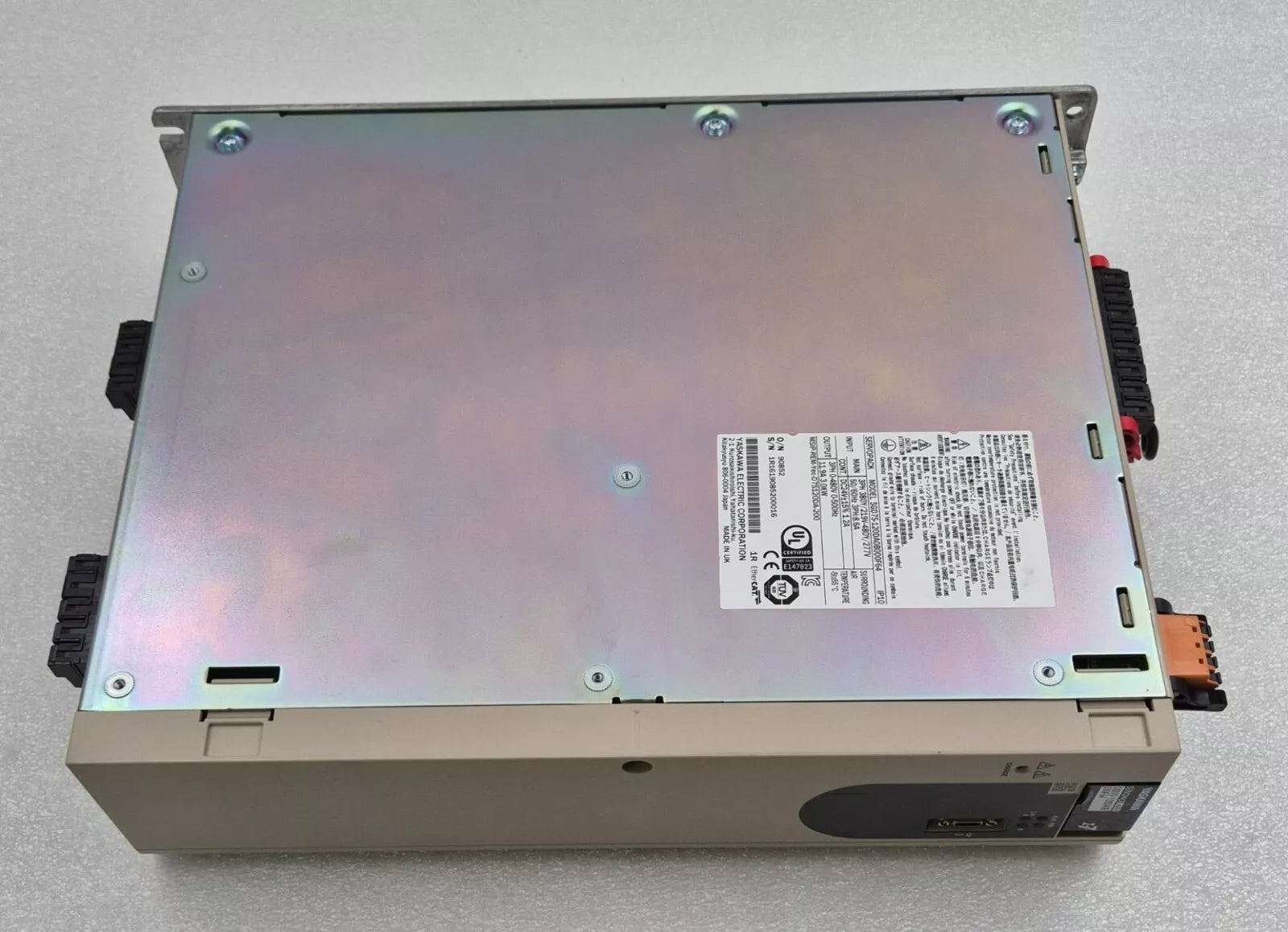 YASKAWA SERVOPACK SGD7S-120DA0B 000F64 Sigma-7 400V 3PH 3kW Amplifier AC Drive