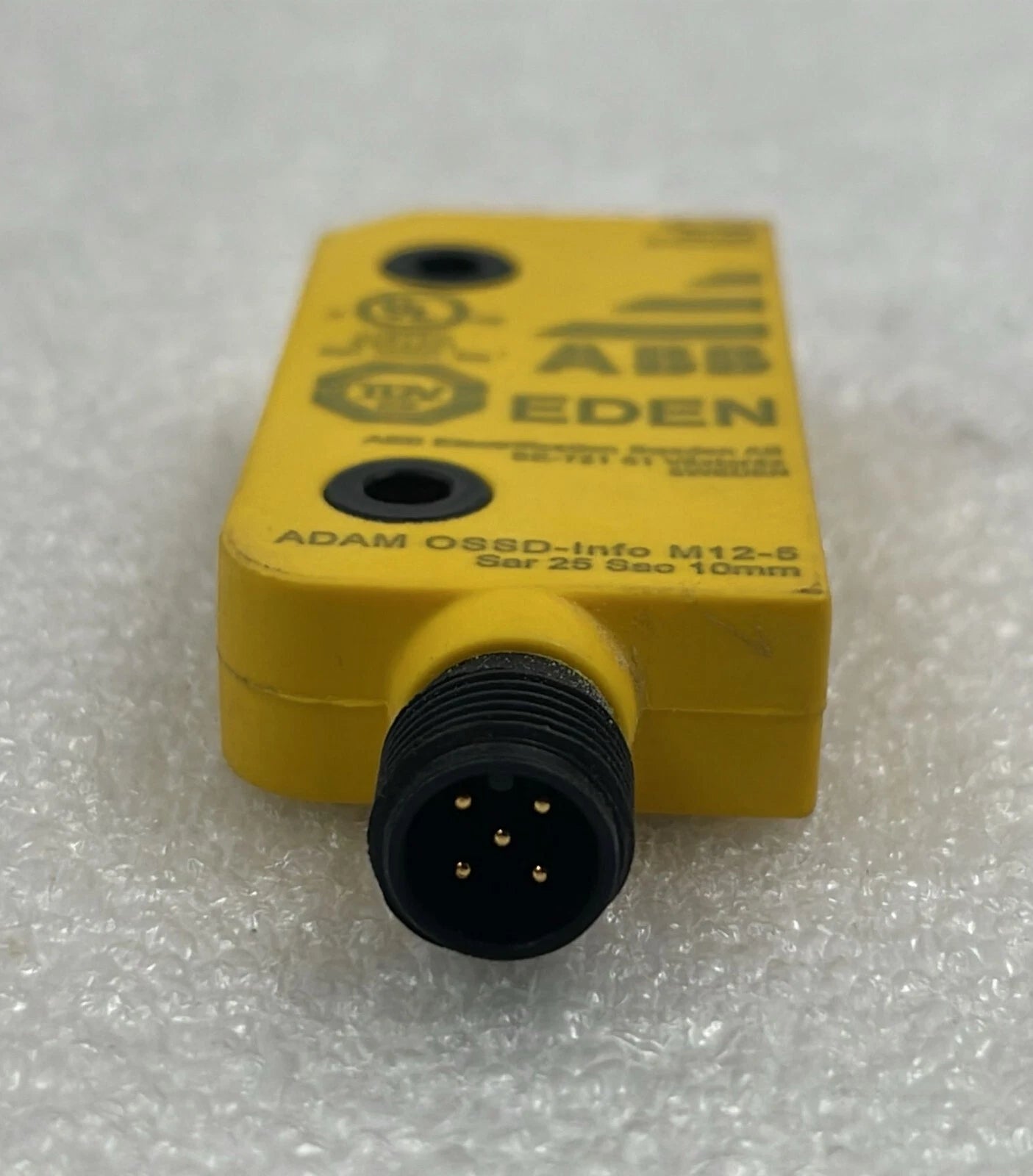 ABB EDEN Safety Switch ADAM OSSD-info M12-5  2TLA020051R5400 EVA 2TLA020046R0800