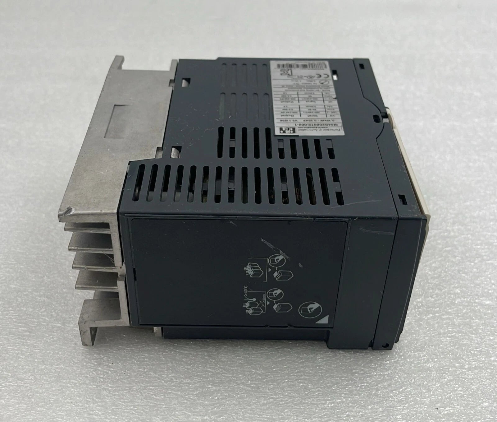 B&R Automation ACOPOSinverter X64 8I64S200018.000-1 0,18kW 0,25HP V5.1