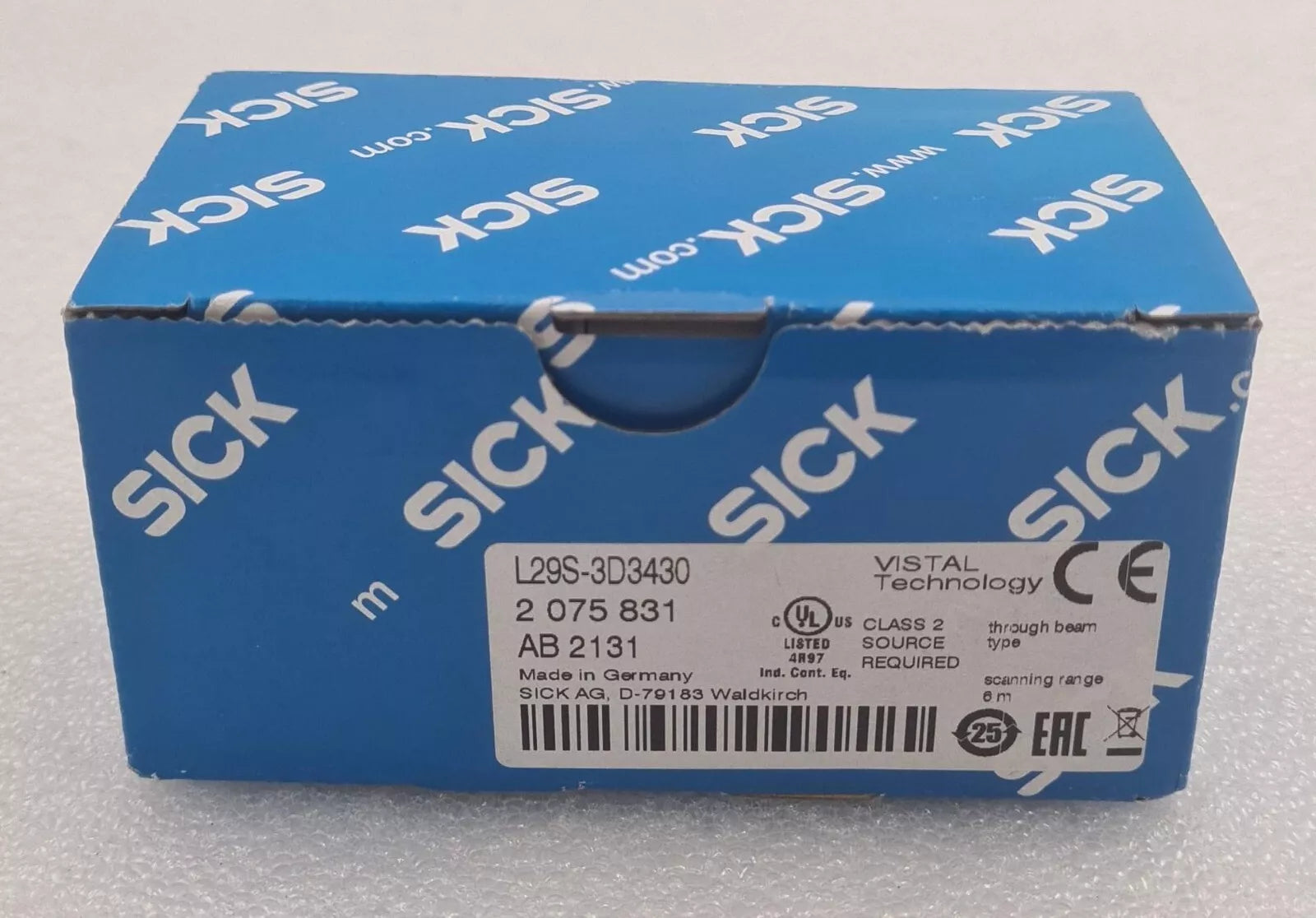 NEW - SICK L29S-3D3430 2075831 Photoelectric Sensor