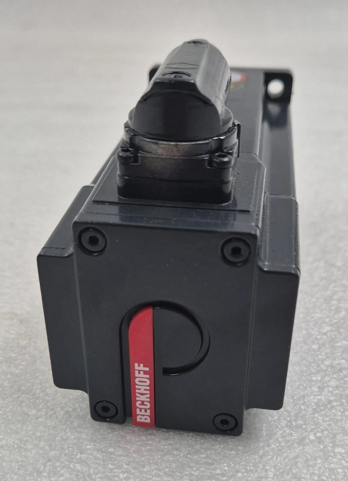 BECKHOFF AM8121-0F21-0000 Servo Motor 3000rpm 0.16kW 24VDC