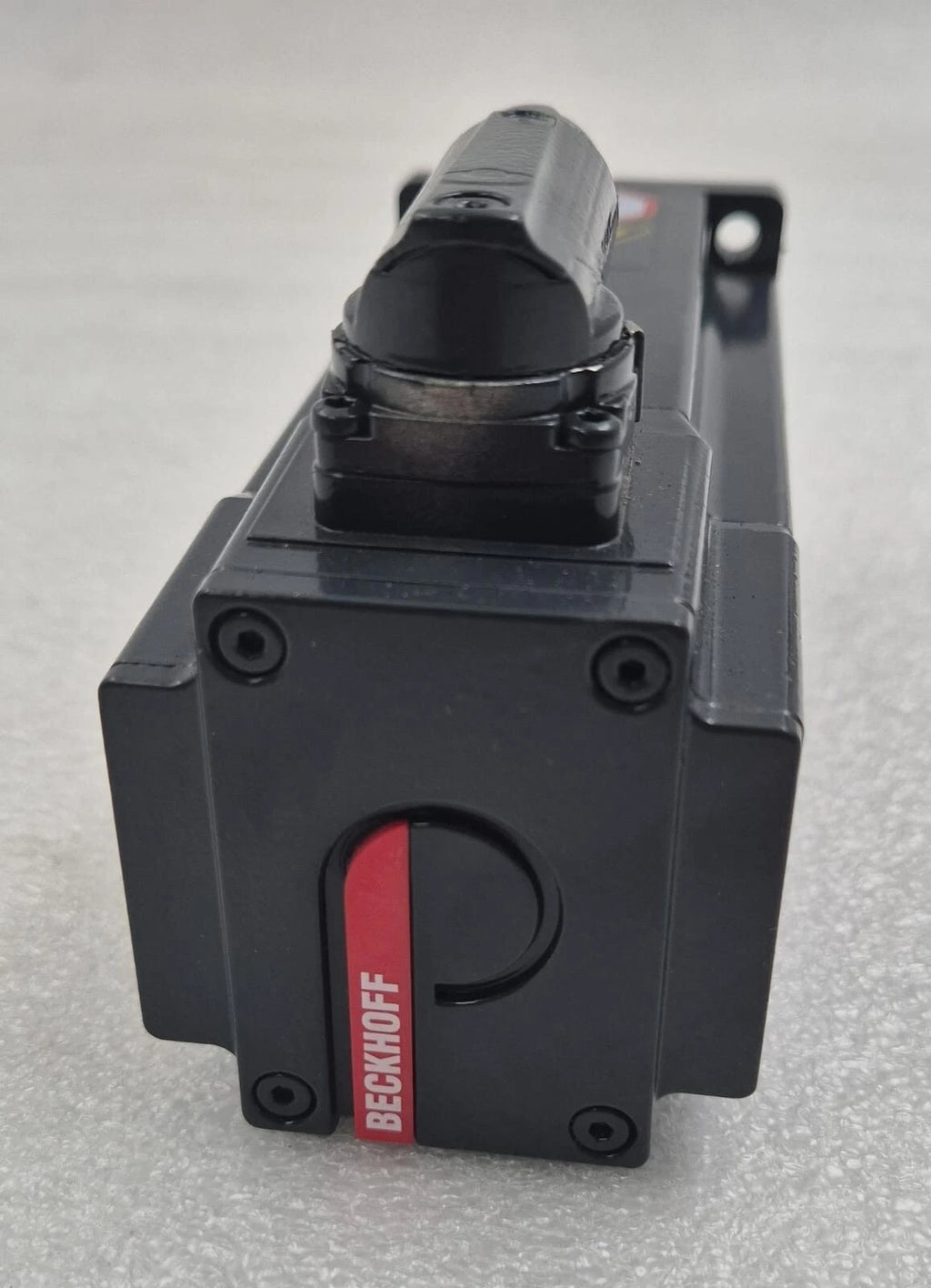 BECKHOFF AM8121-0F21-0000 Servo Motor 3000rpm 0.16kW 24VDC
