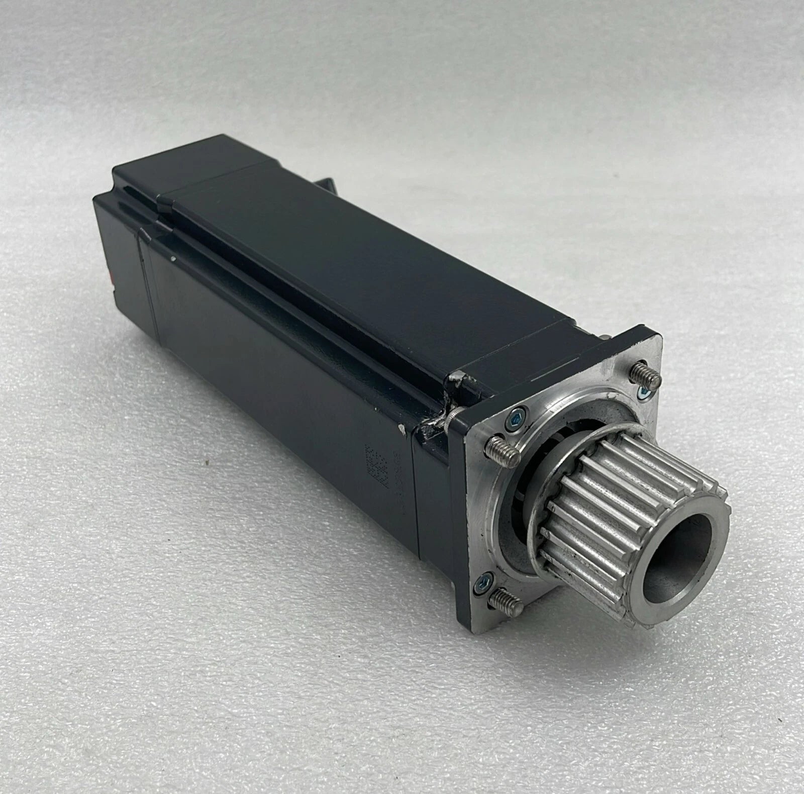 BECKHOFF AM8033-1F21-0000 Servo Motor 6000rpm 1.7kW 24VDC