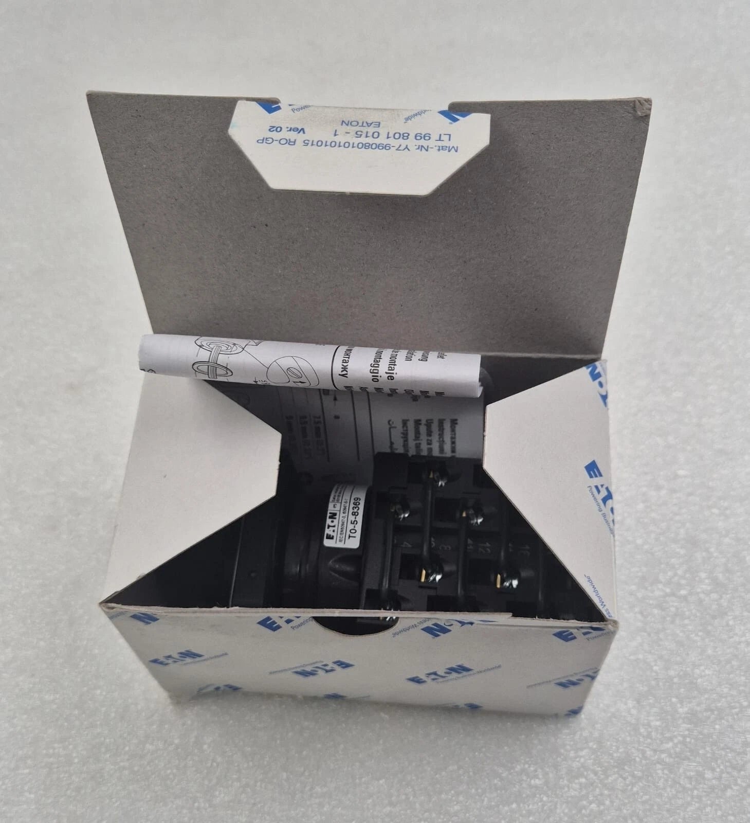 **NEW** Eaton T0-5-8369/E Toggle Switch Kit T0-5-8369 Change over switch 2-way