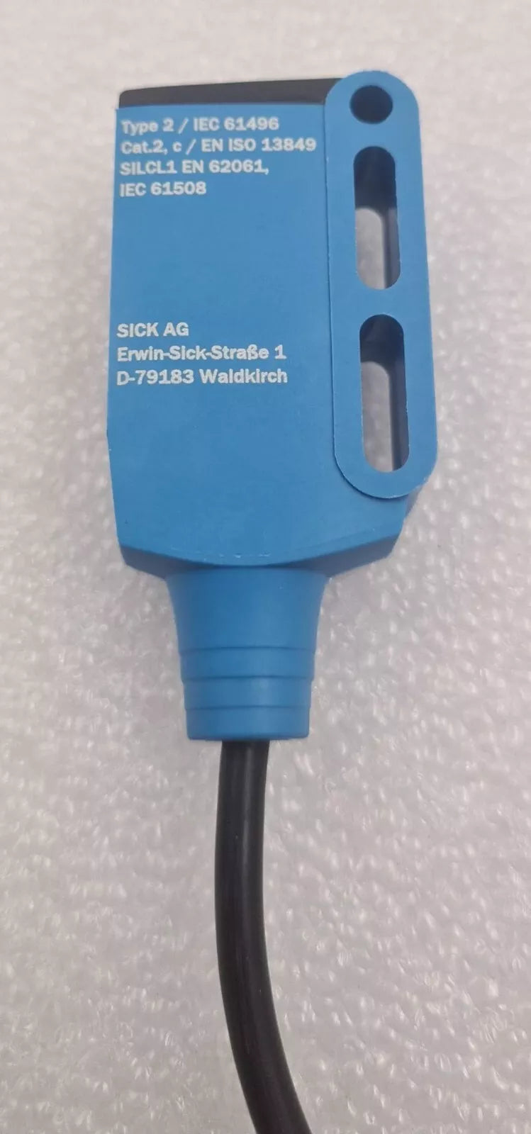 NEW - SICK L29S-3D3430 2075831 Photoelectric Sensor