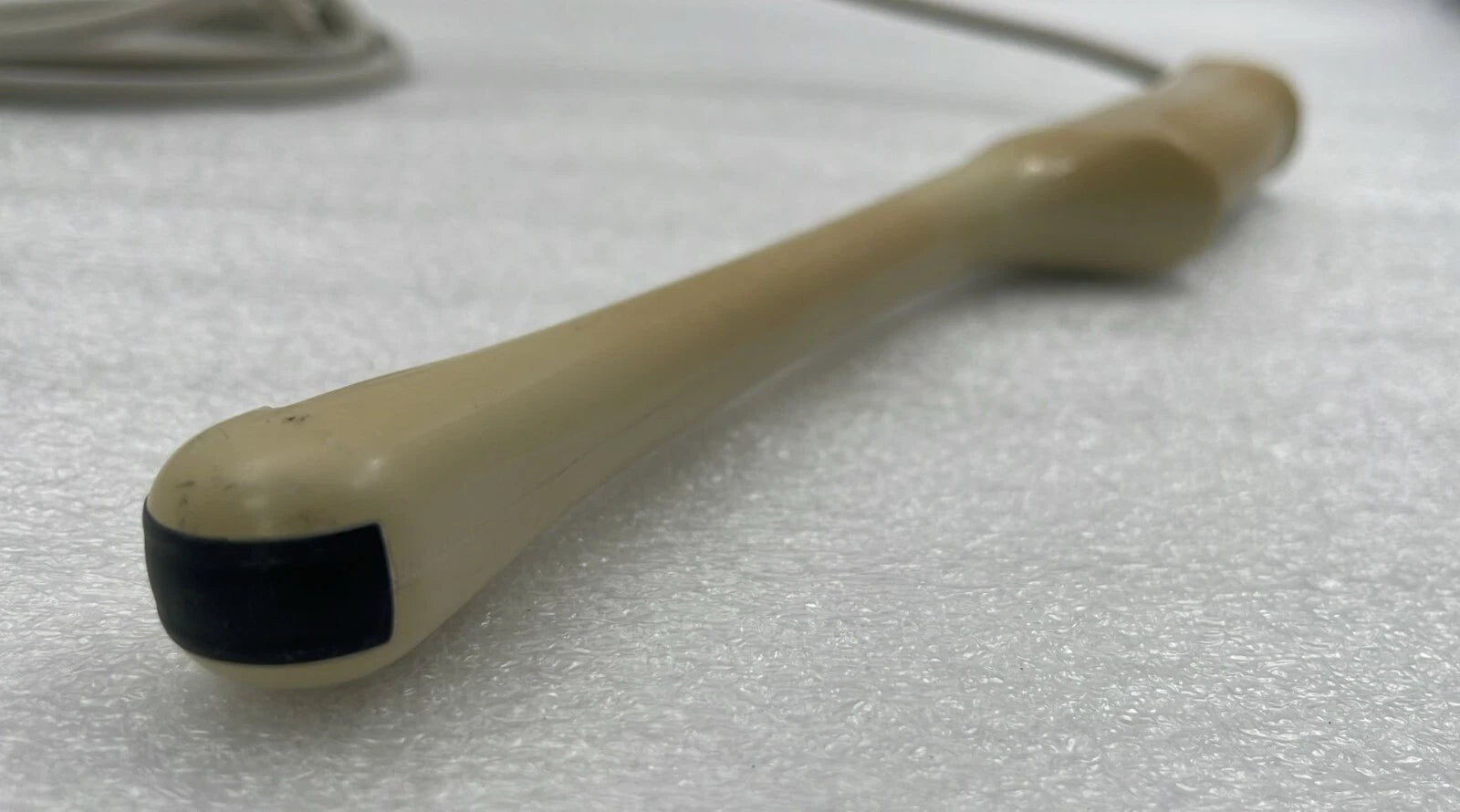 Philips C8-4v ultrasound transducer acoustic lens tip close-up