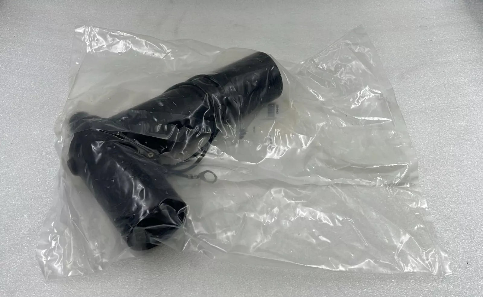 [LOT 3 PCS] Nexans Euromold K400BLB/G Separable Elbow Connector Housing KIT