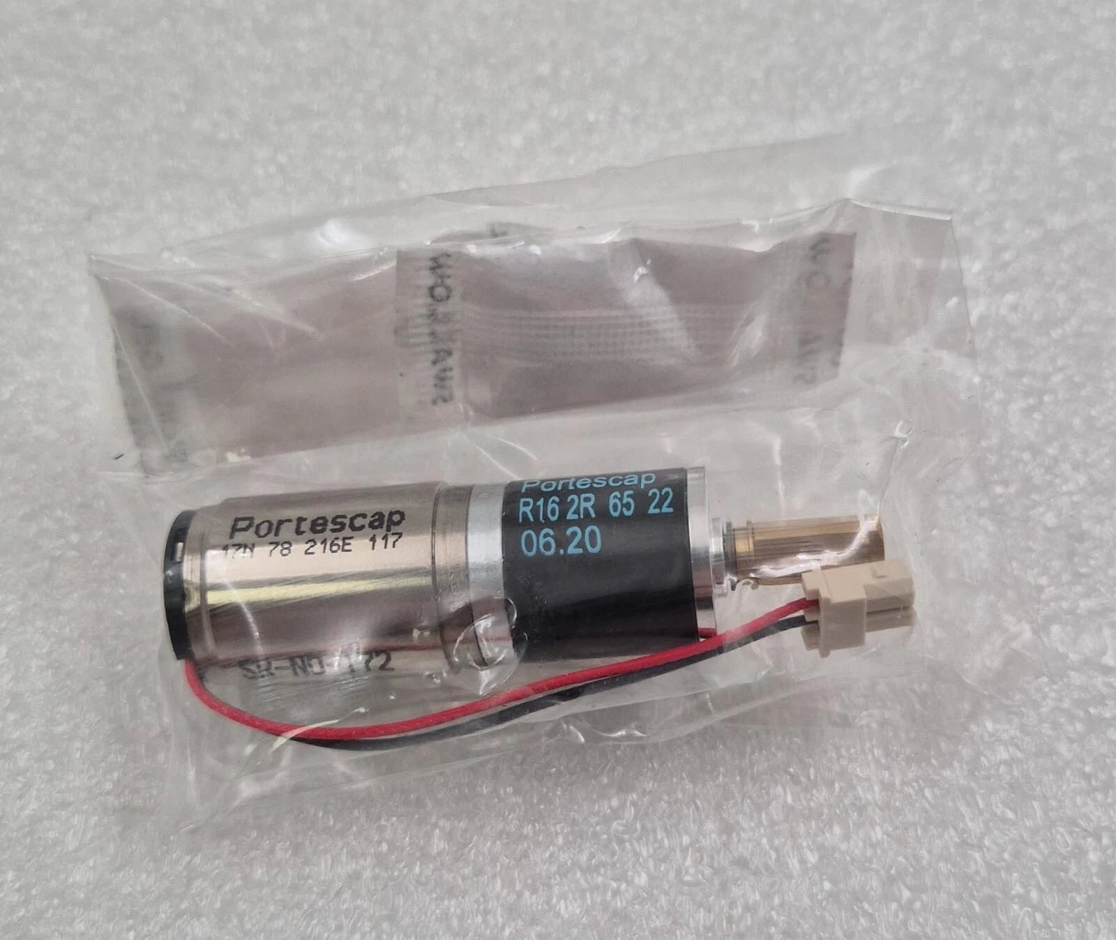 PORTESCAP 17N 78 216E 117 Miniature Motor R16 2R 65 22 06.20 Gearbox **NEW**