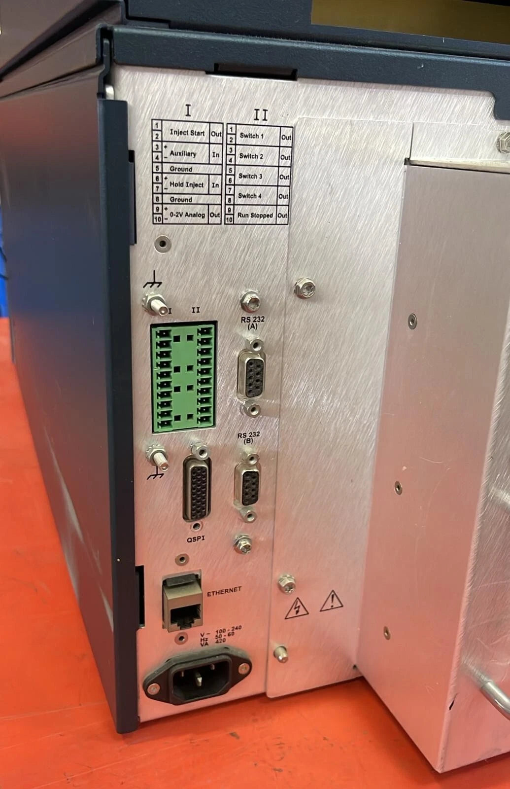 Waters Acquity Sample Manager UPLC 186015006 W/ Temperature Column Heater *AS IS