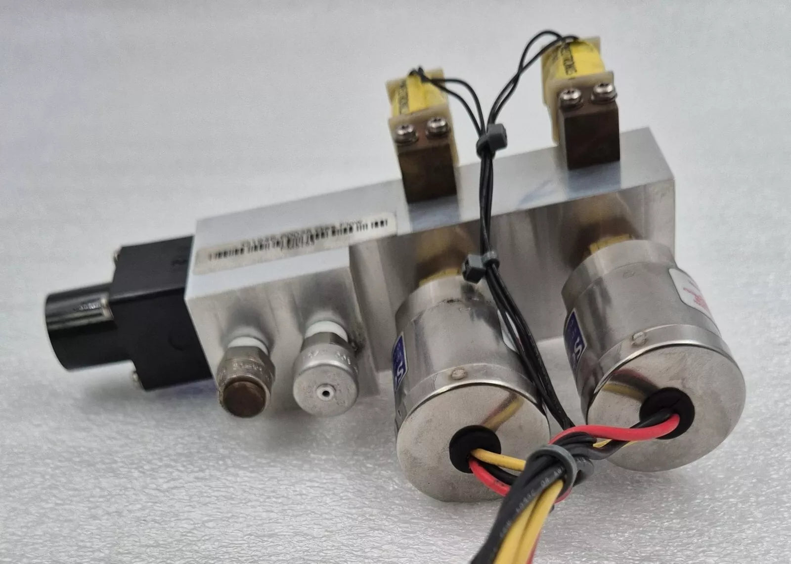 Agilent G1946-60038 Gas Flow Control Assembly for 1100 Series LC/MSD