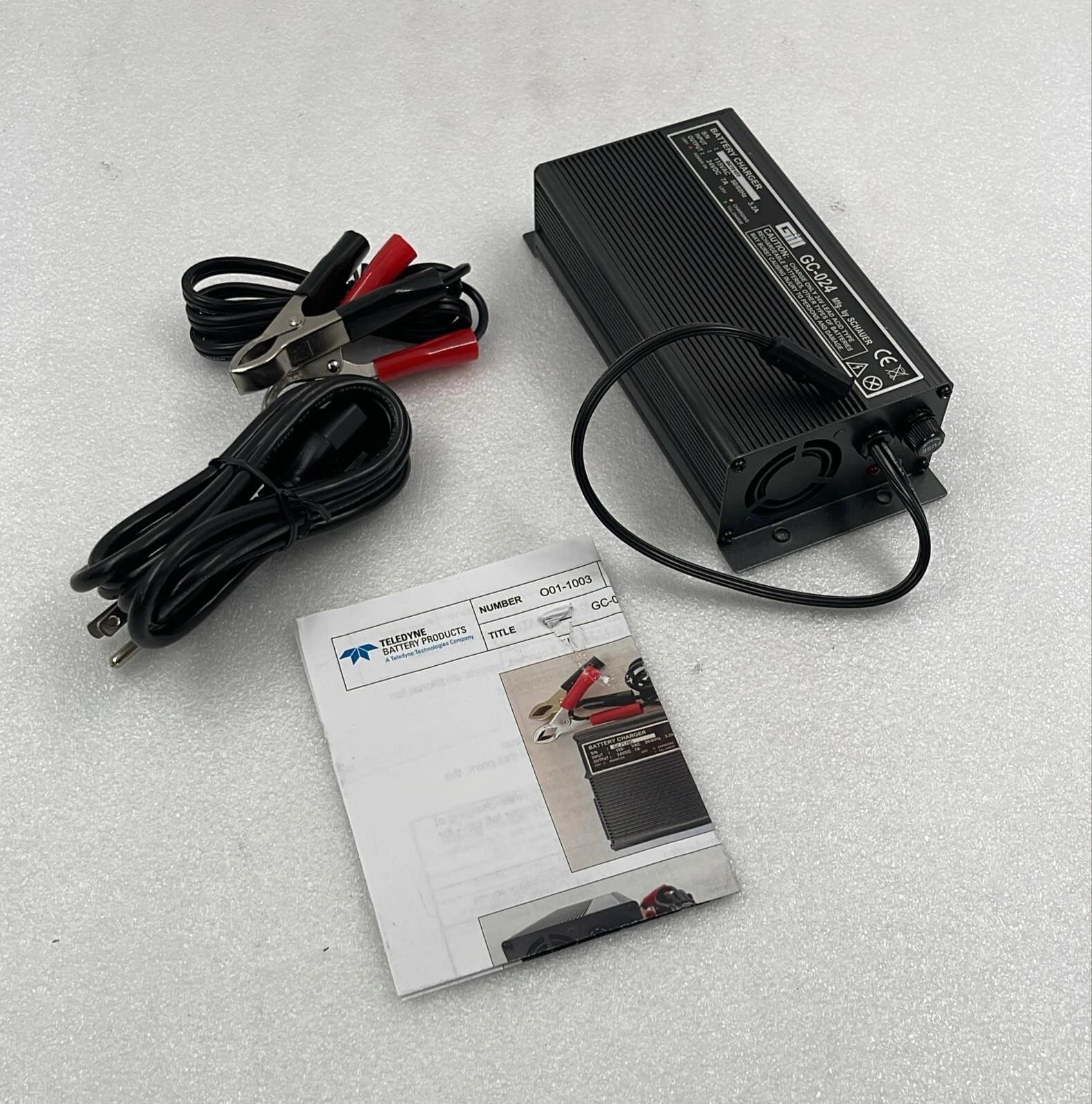 NEW** Gill GC-024 Battery Charger 115VAC 50/60Hz 3.2A 24VDC 7A