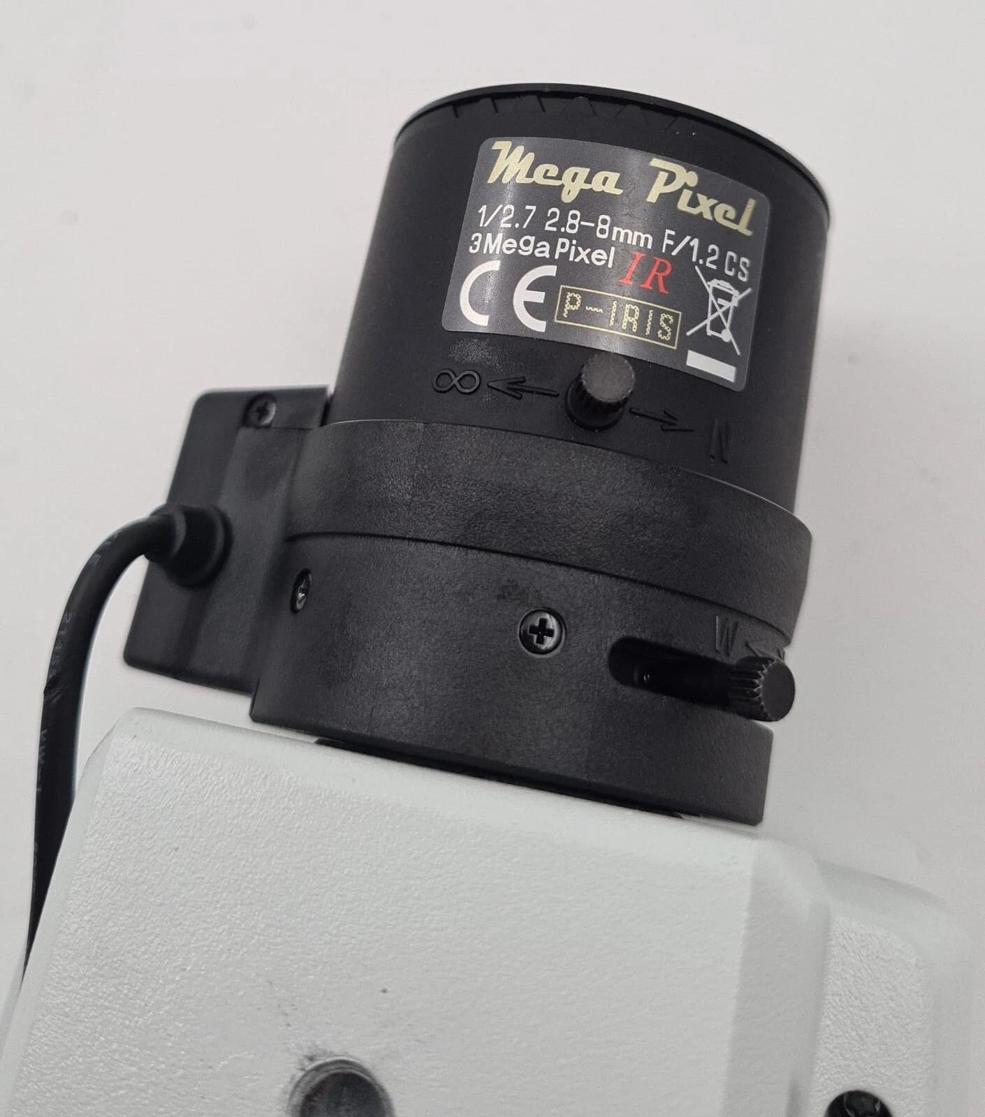 AXIS Communications P1357 0526-001-03 Network Security Surveillance Camera